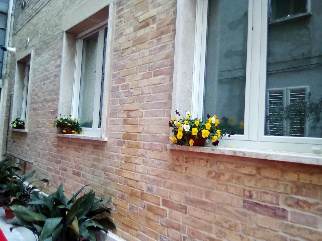 Officina Urban Sleep Bed & Breakfast San Benedetto del Tronto Dış mekan fotoğraf